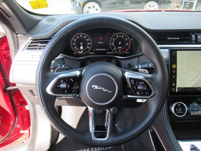 2024 Jaguar F-PACE P250 R-Dynamic S photo 16