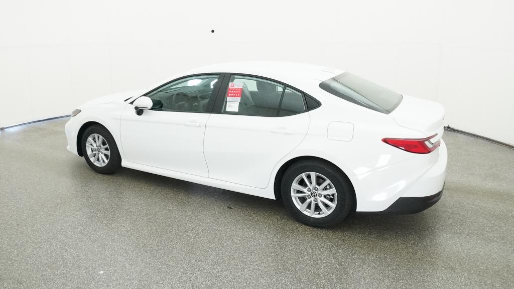 2026 Toyota Camry LE photo 11