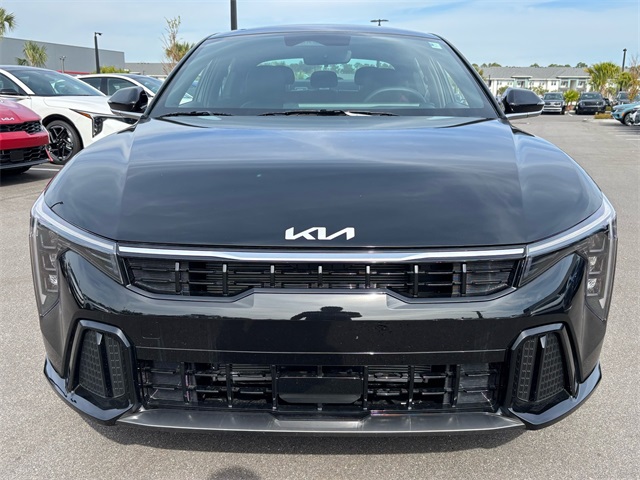 2025 Kia K4 GT-Line photo 2