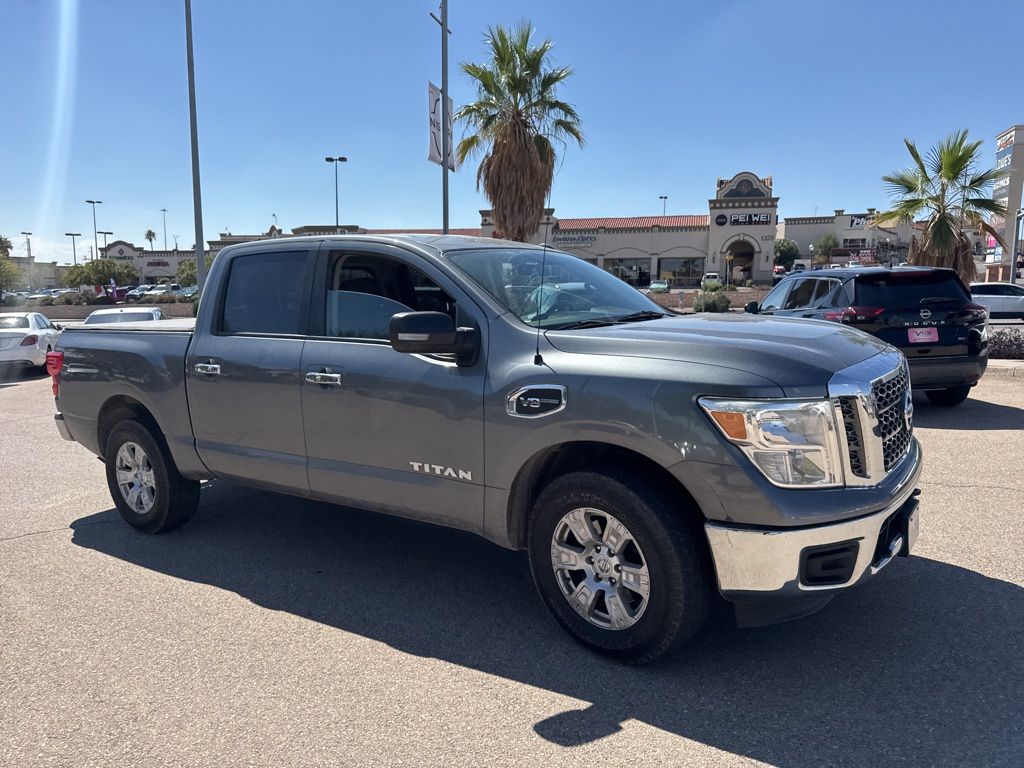 2017 Nissan Titan