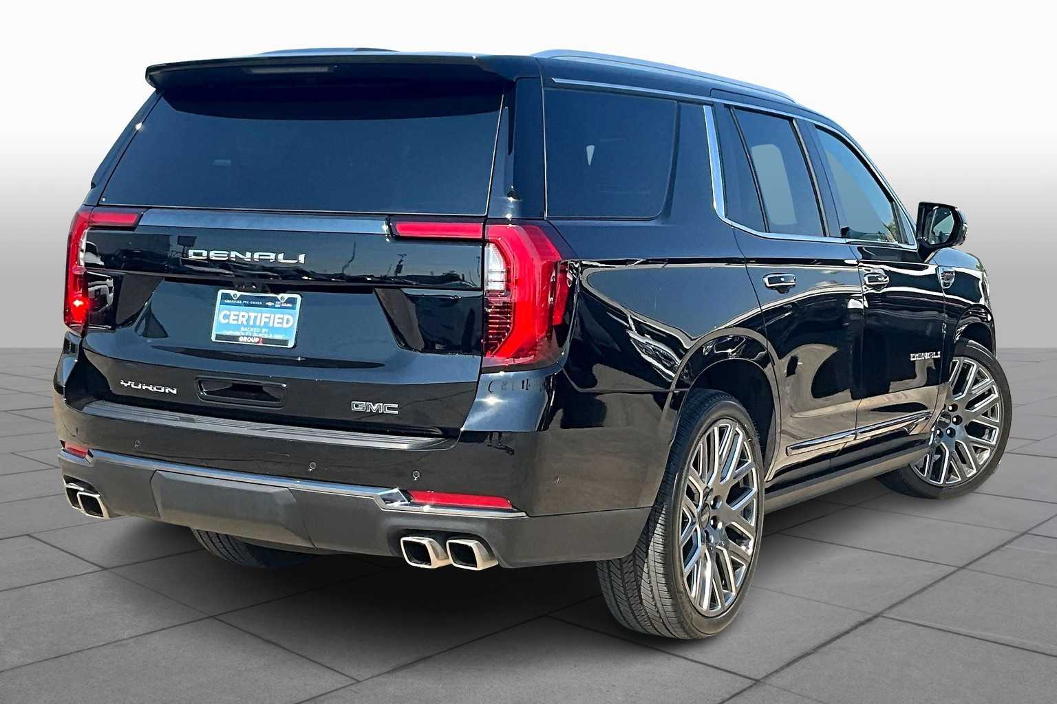 2025 Gmc Yukon Denali Ultimate photo 12