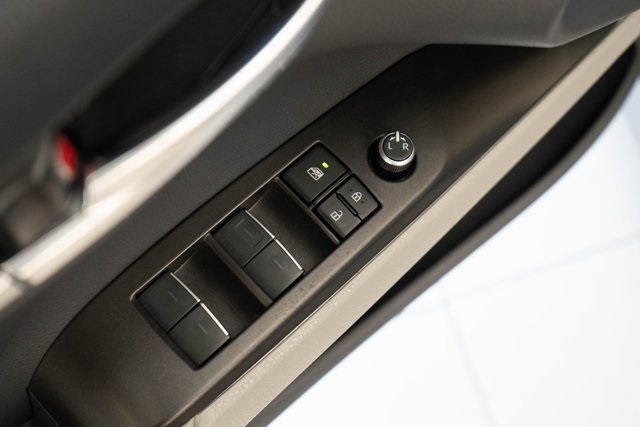 2023 Toyota Camry XLE photo 11