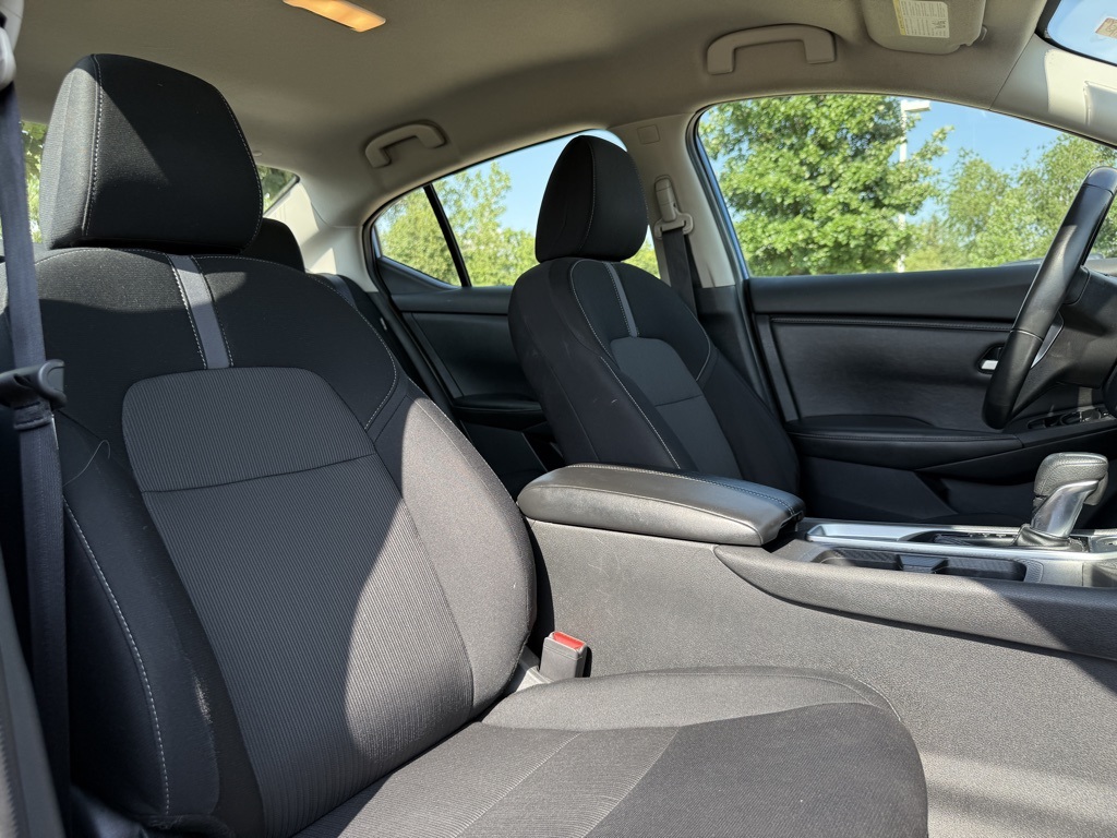 2022 Nissan Sentra SV photo 26