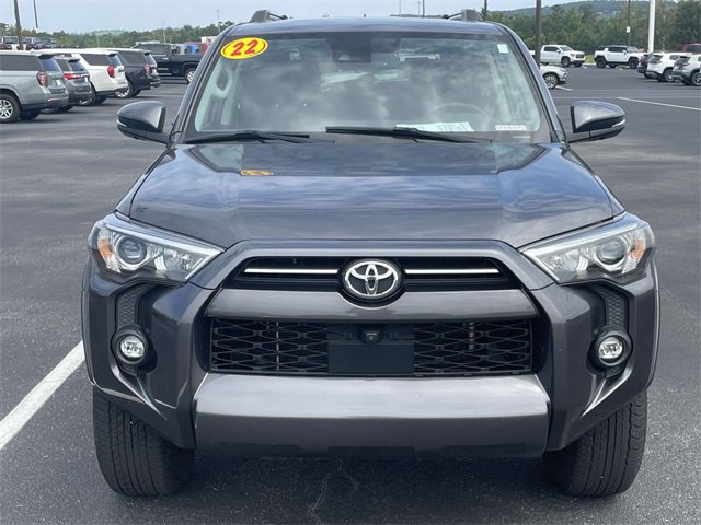 2022 Toyota 4Runner SR5 Premium photo 8