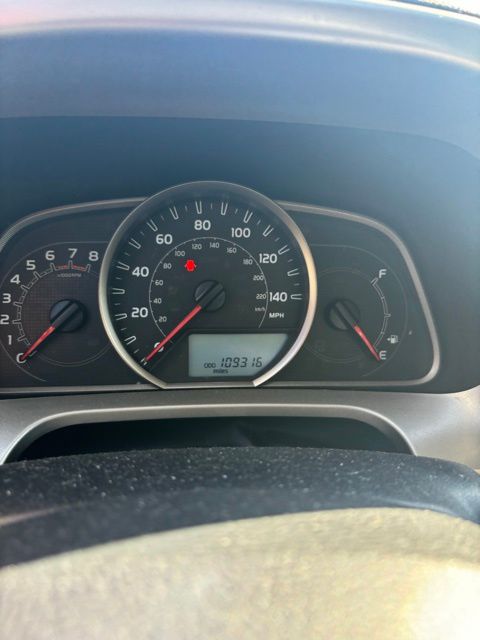 2015 Toyota RAV4 XLE photo 4