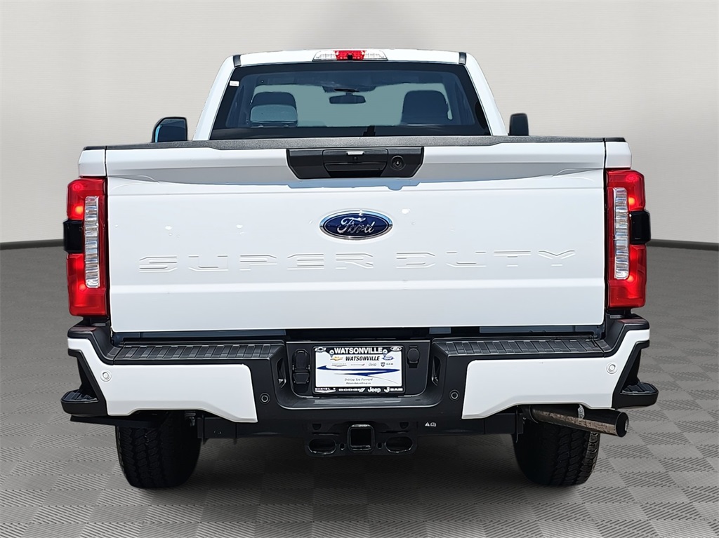 2025 Ford F-350 XL photo 4
