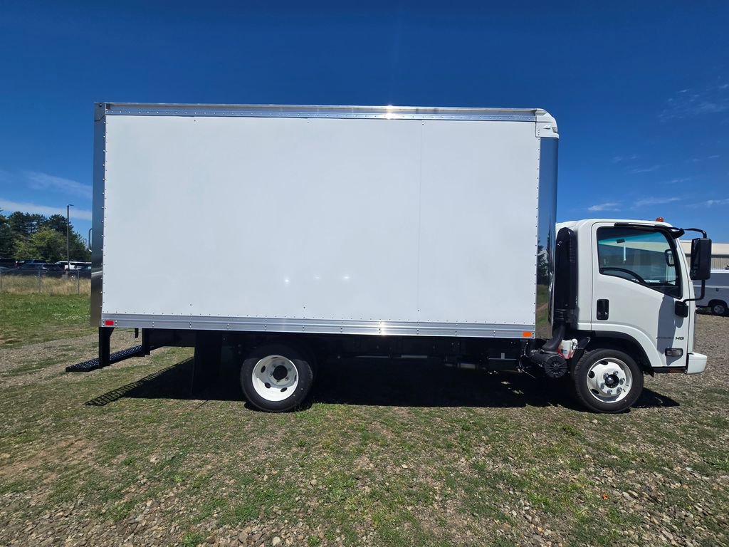 2024 Chevrolet Silverado 4500HD photo 4