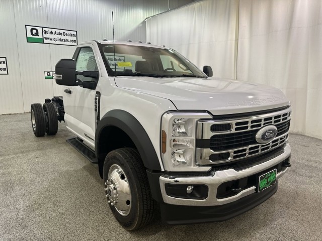 2025 Ford Super Duty F-550 DRW XL