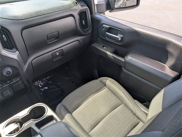 2024 Chevrolet Silverado 2500HD Custom photo 19