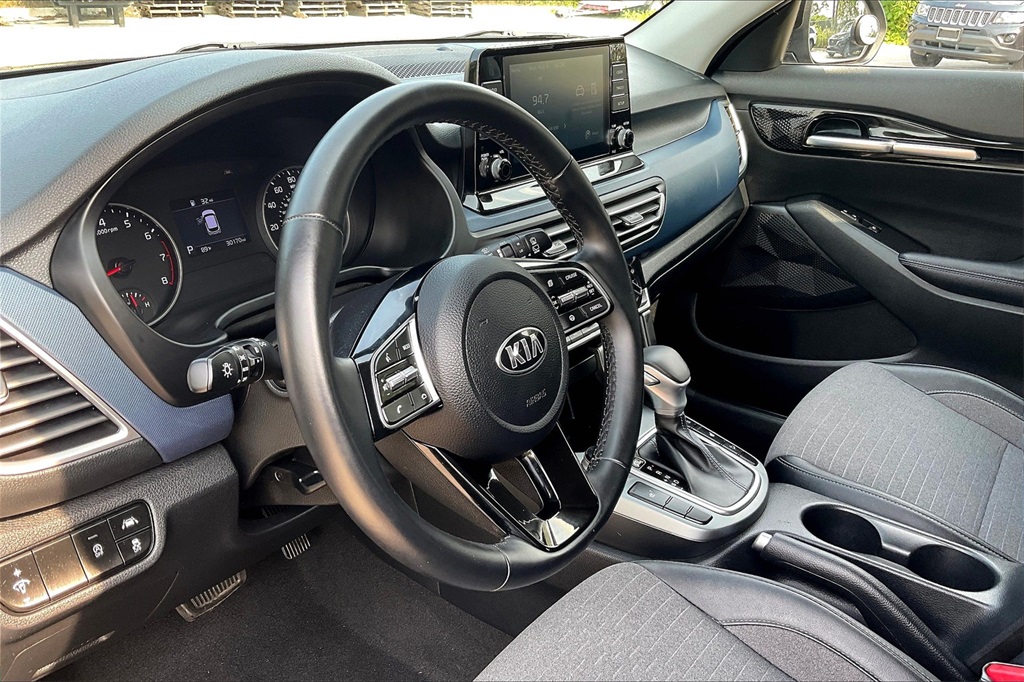 2021 Kia Seltos S photo 11
