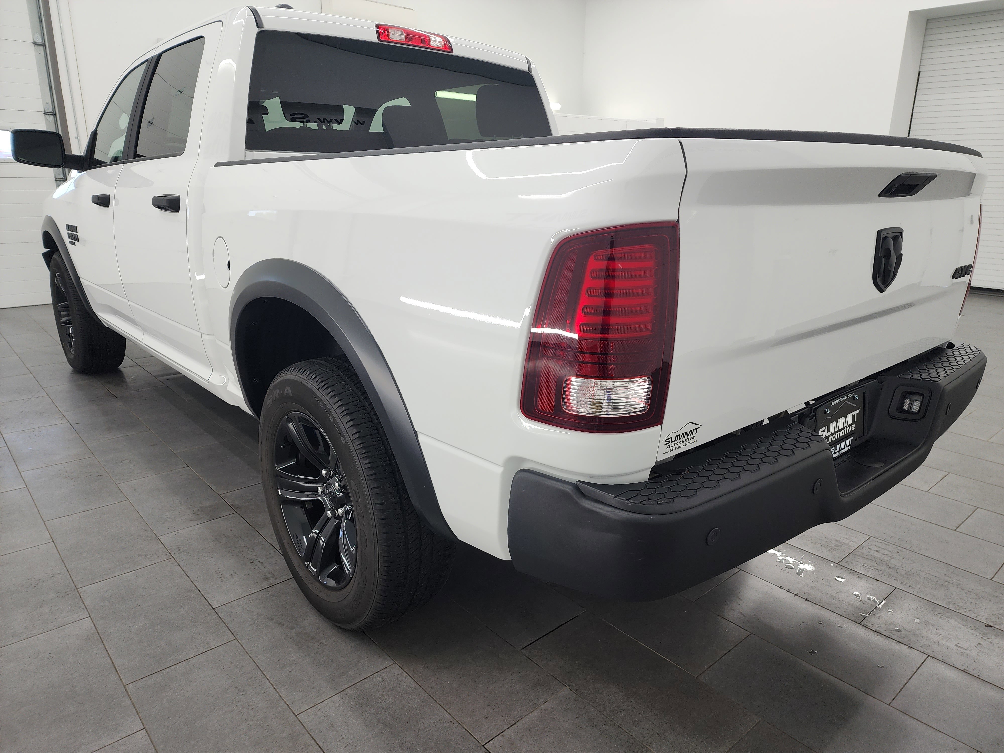 2024 Ram 1500 Classic Warlock photo 4