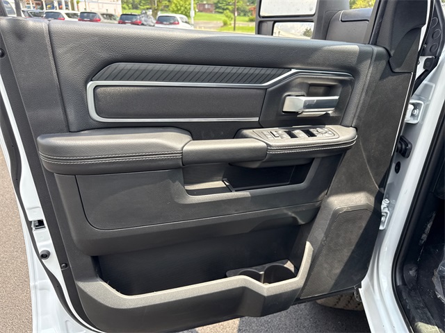 2025 Ram 2500 Big Horn photo 11