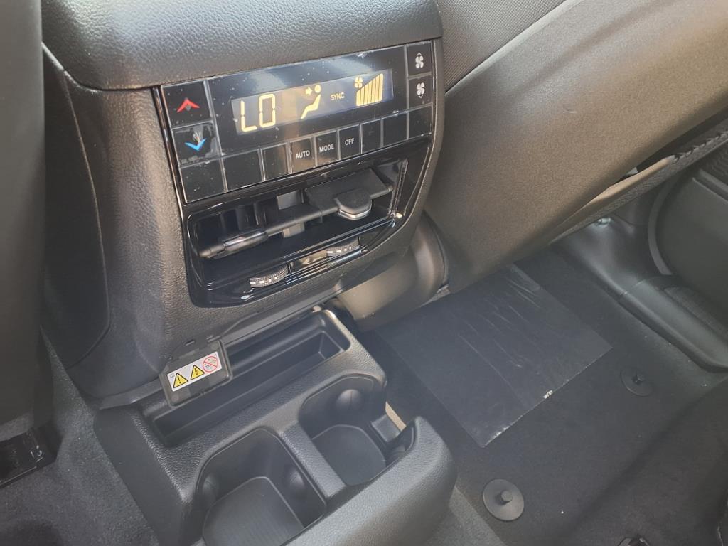 2025 Jeep Grand Cherokee Altitude X photo 3