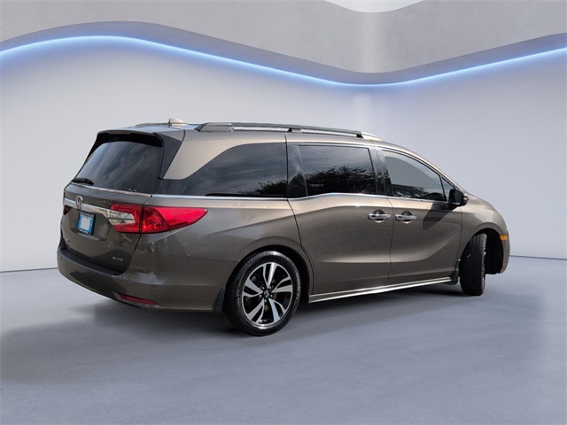 2019 Honda Odyssey Elite photo 3