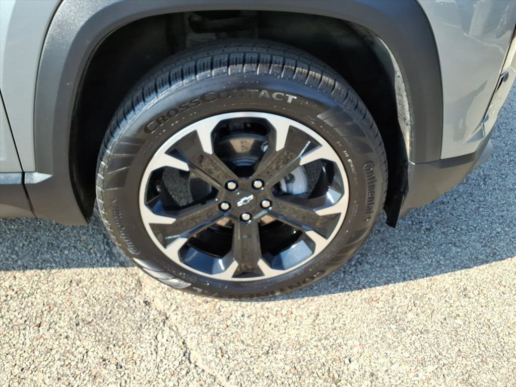 2025 Chevrolet Equinox LT photo 10