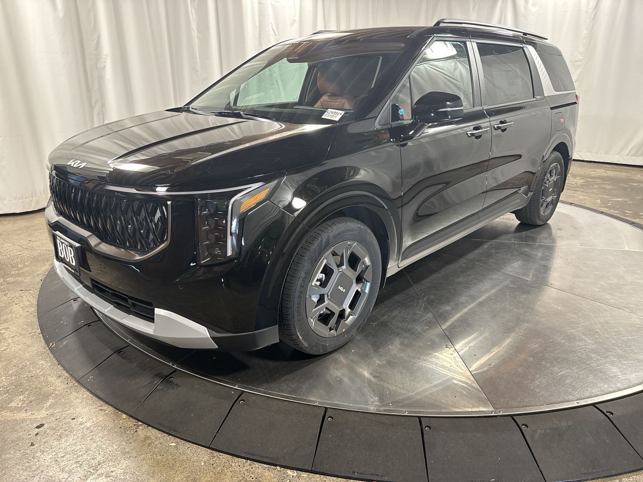 2026 Kia Carnival EX's photo