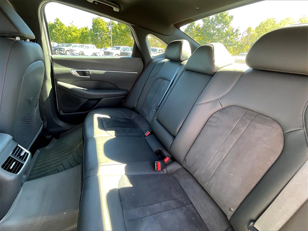 2022 Hyundai Sonata SEL Plus photo 14