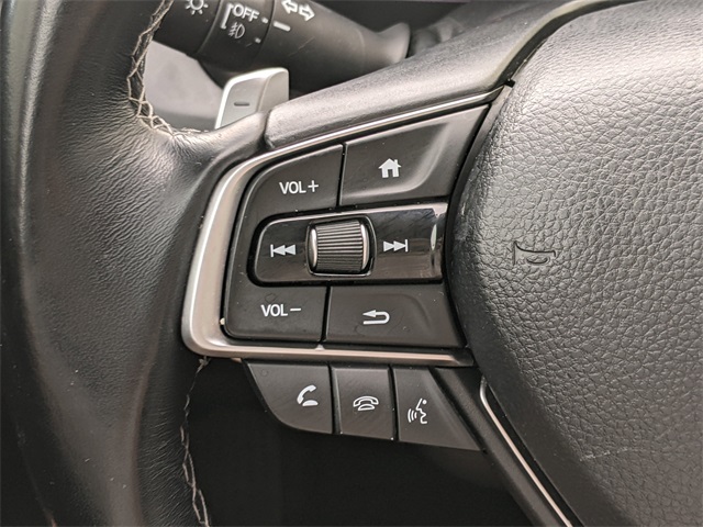2022 Honda Insight Touring photo 17