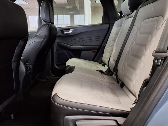 2024 Ford Escape Plug-In Hybrid photo 9