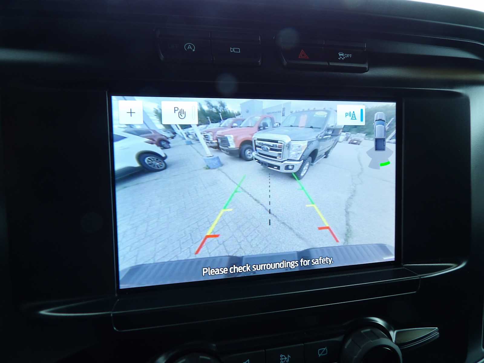 2014 Ford E-150 photo 12