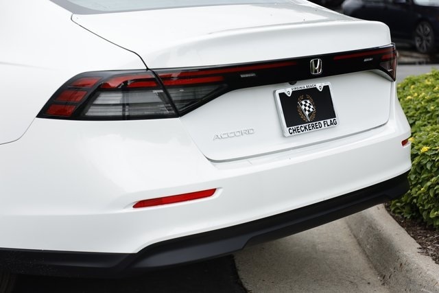 2025 Honda Accord SE photo 6