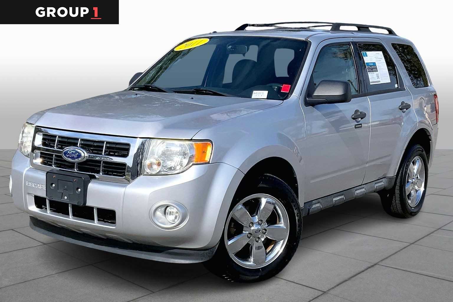 2011 Ford Escape Base's photo