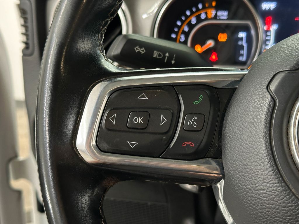 2020 Jeep Gladiator Overland photo 19