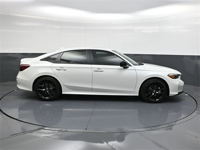 2026 Honda Civic Hybrid Sport photo 2