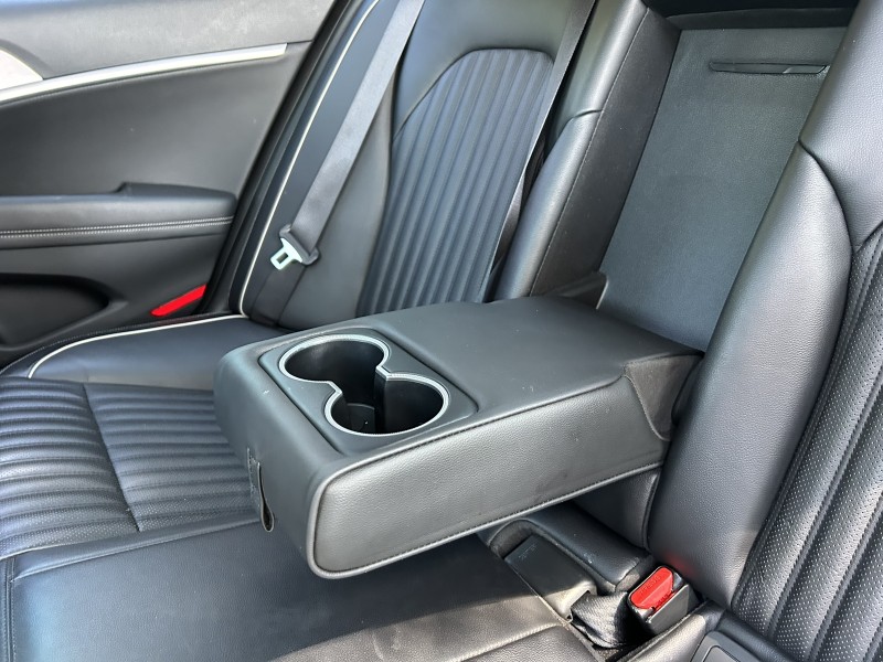 2021 Genesis G70 3.3T photo 23