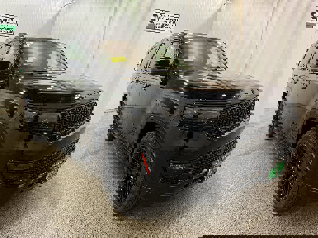 2025 Jeep Wagoneer L Series II's photo