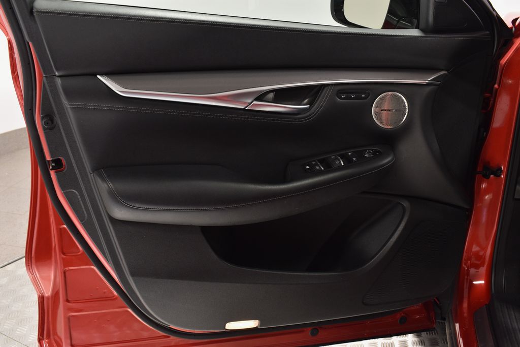 2022 Infiniti QX55 Essential photo 9
