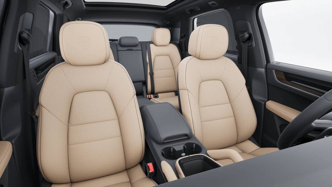 2026 Porsche Cayenne photo 11