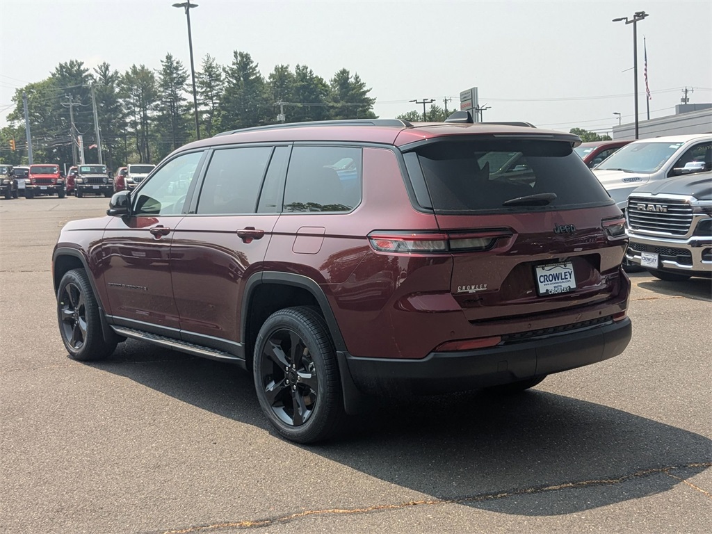 2025 Jeep Cherokee Limited photo 5