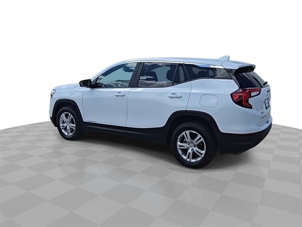 2024 Gmc Terrain SLE photo 3