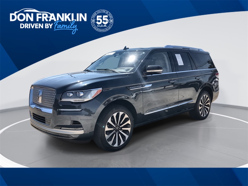 2024 Lincoln Navigator Reserve's photo