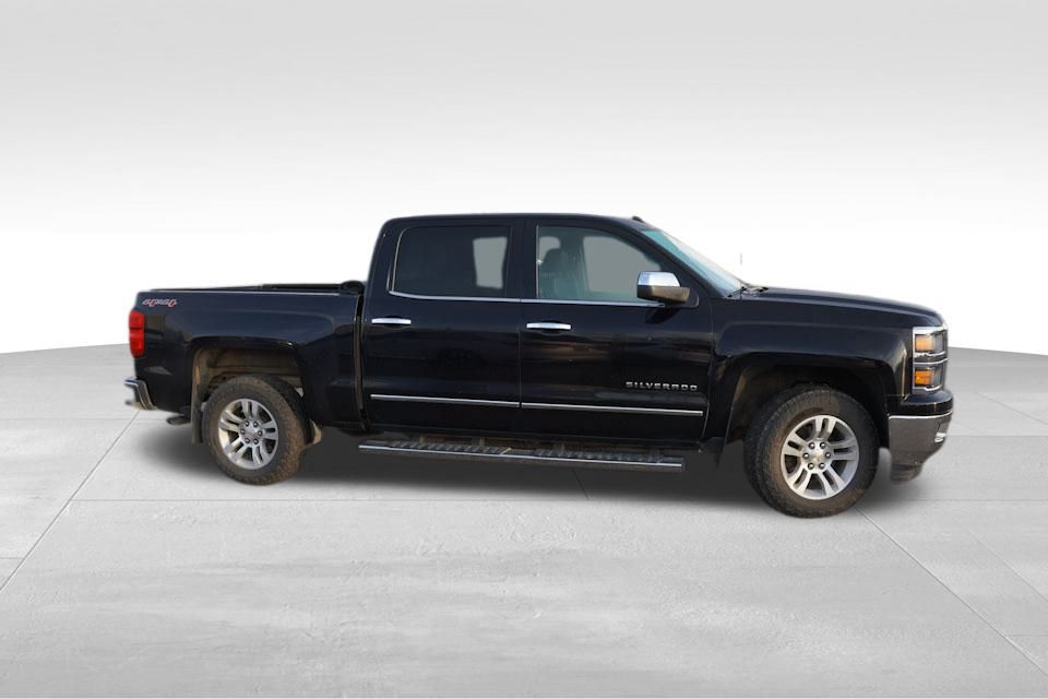 2015 Chevrolet Silverado 1500 LTZ photo 2