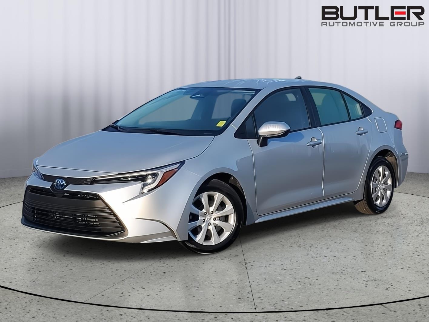 2025 Toyota Corolla LE's photo