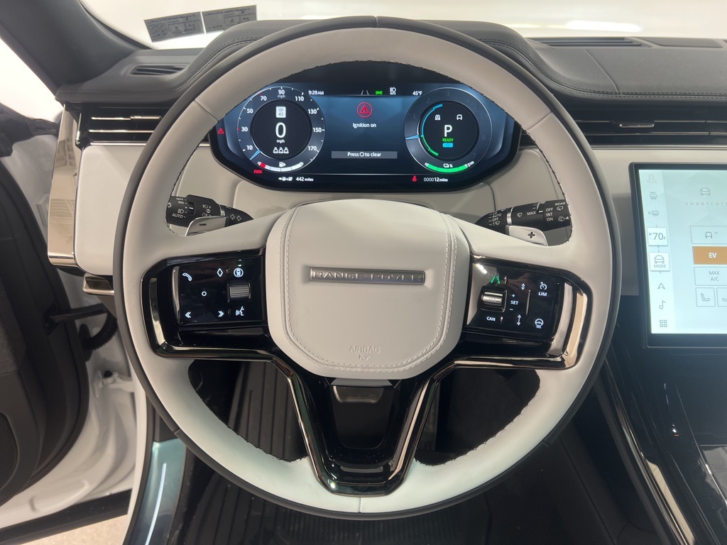 2025 Land Rover Range Rover Sport SE photo 13