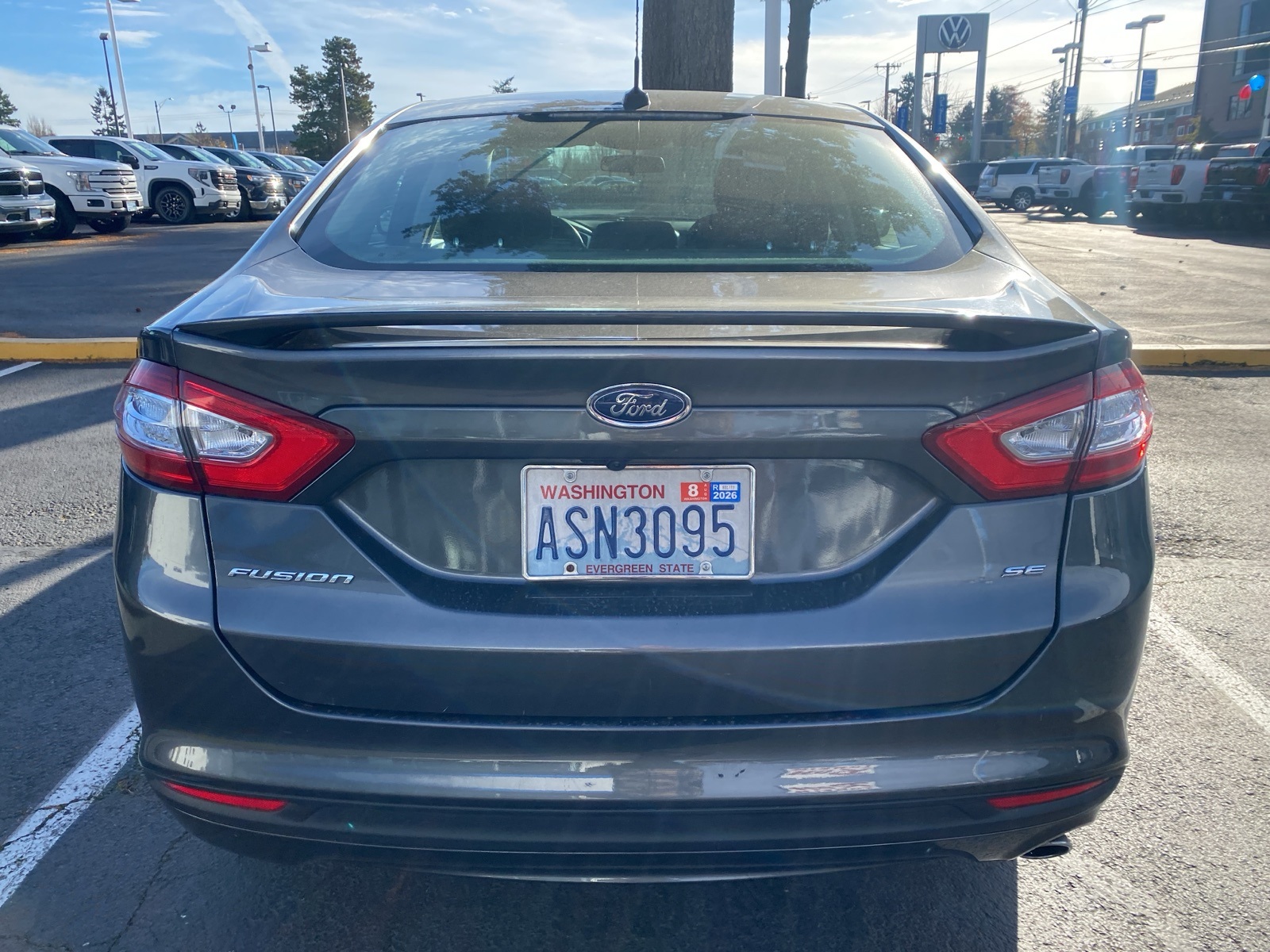 2015 Ford Fusion SE photo 4