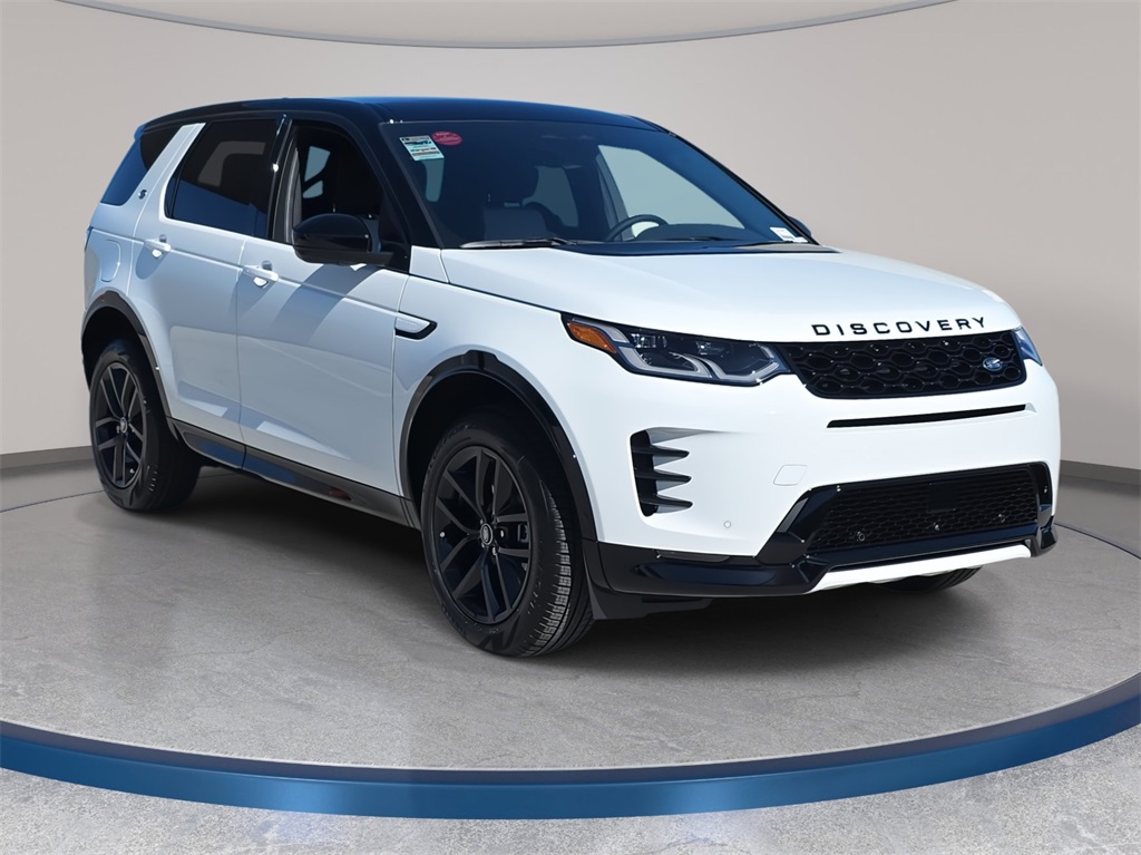 2025 Land Rover Discovery Sport SE photo 3