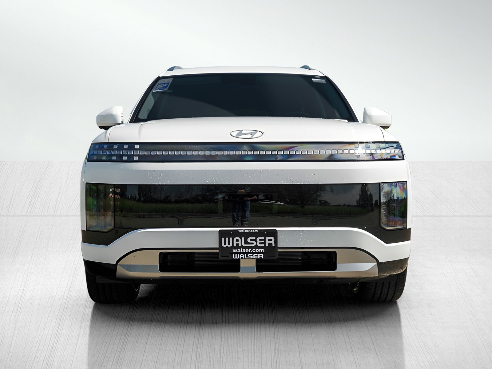 2026 Hyundai Ioniq SEL photo 2