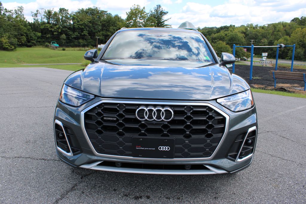 2025 Audi Q5 45 S line Premium Plus photo 4