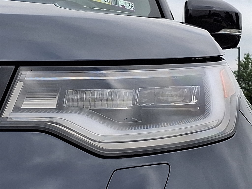 2025 Land Rover Discovery SE photo 6