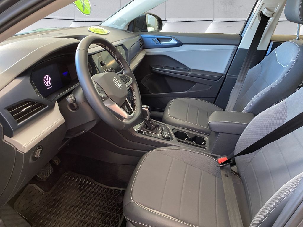 2024 Volkswagen Taos SE photo 7