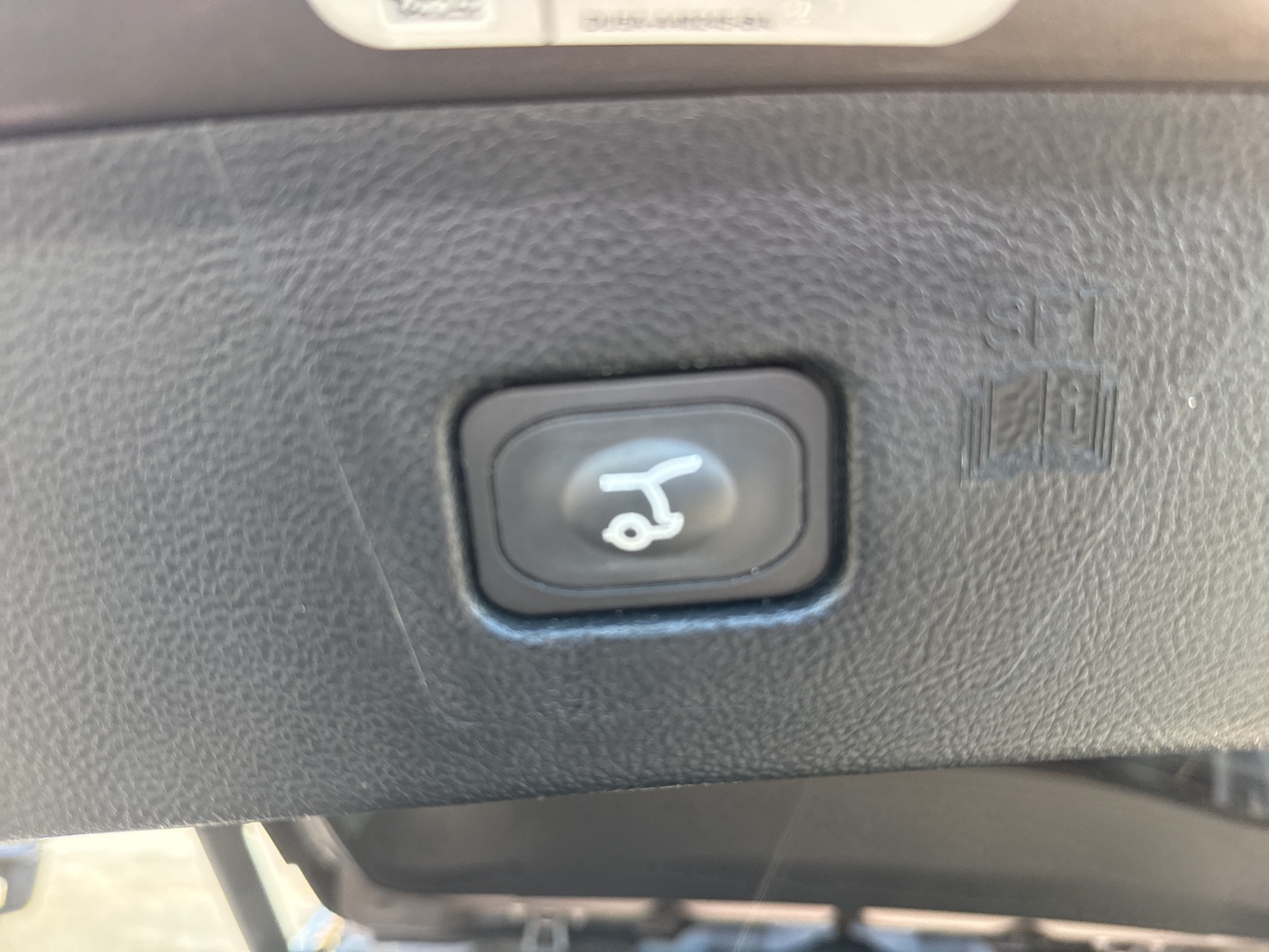 2019 Ford Edge Titanium photo 21