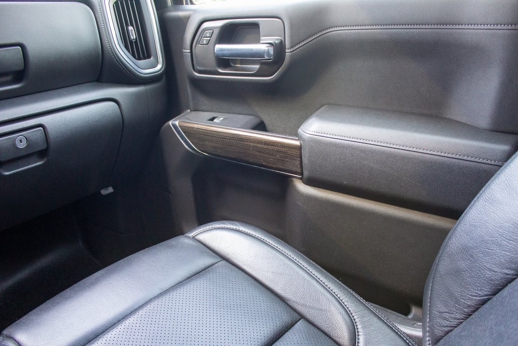 2020 Chevrolet Silverado 1500 RST photo 20