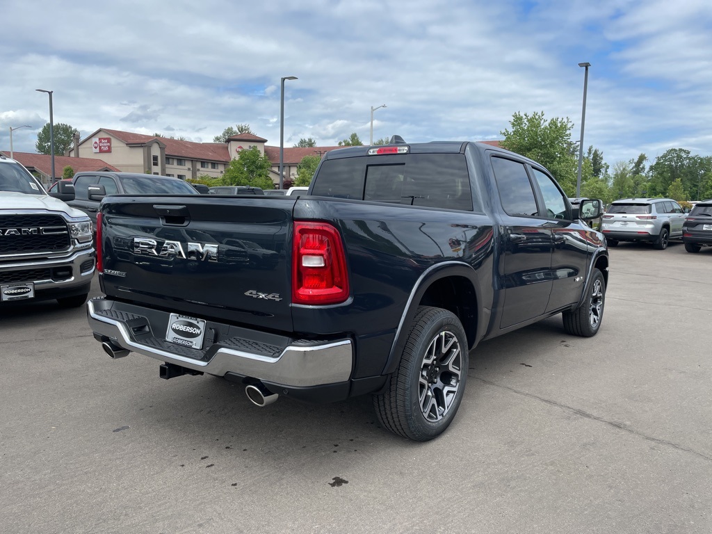 2025 Ram 1500 Laramie photo 4