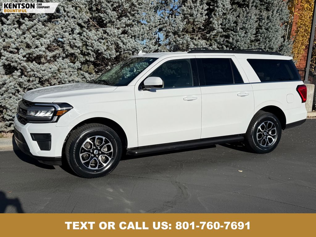 2024 Ford Expedition XLT's photo