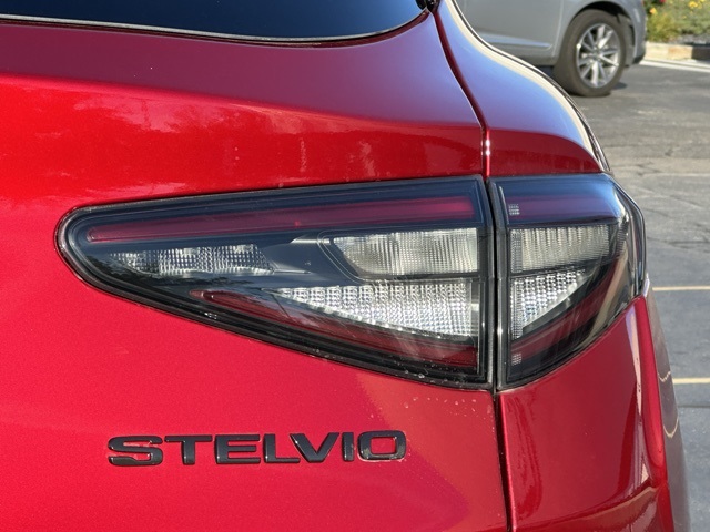 2024 Alfa Romeo Stelvio Quadrifoglio photo 6