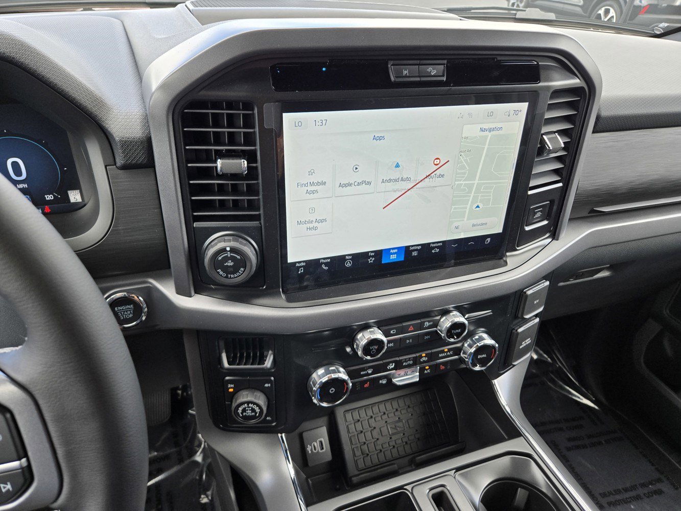 2025 Ford F-150 XLT photo 7